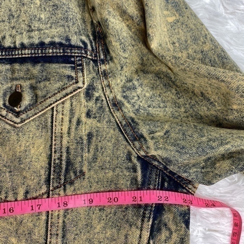 Vintage acid washed denim jacket with NYC on the back Medium unisex - Picture 6 of 7